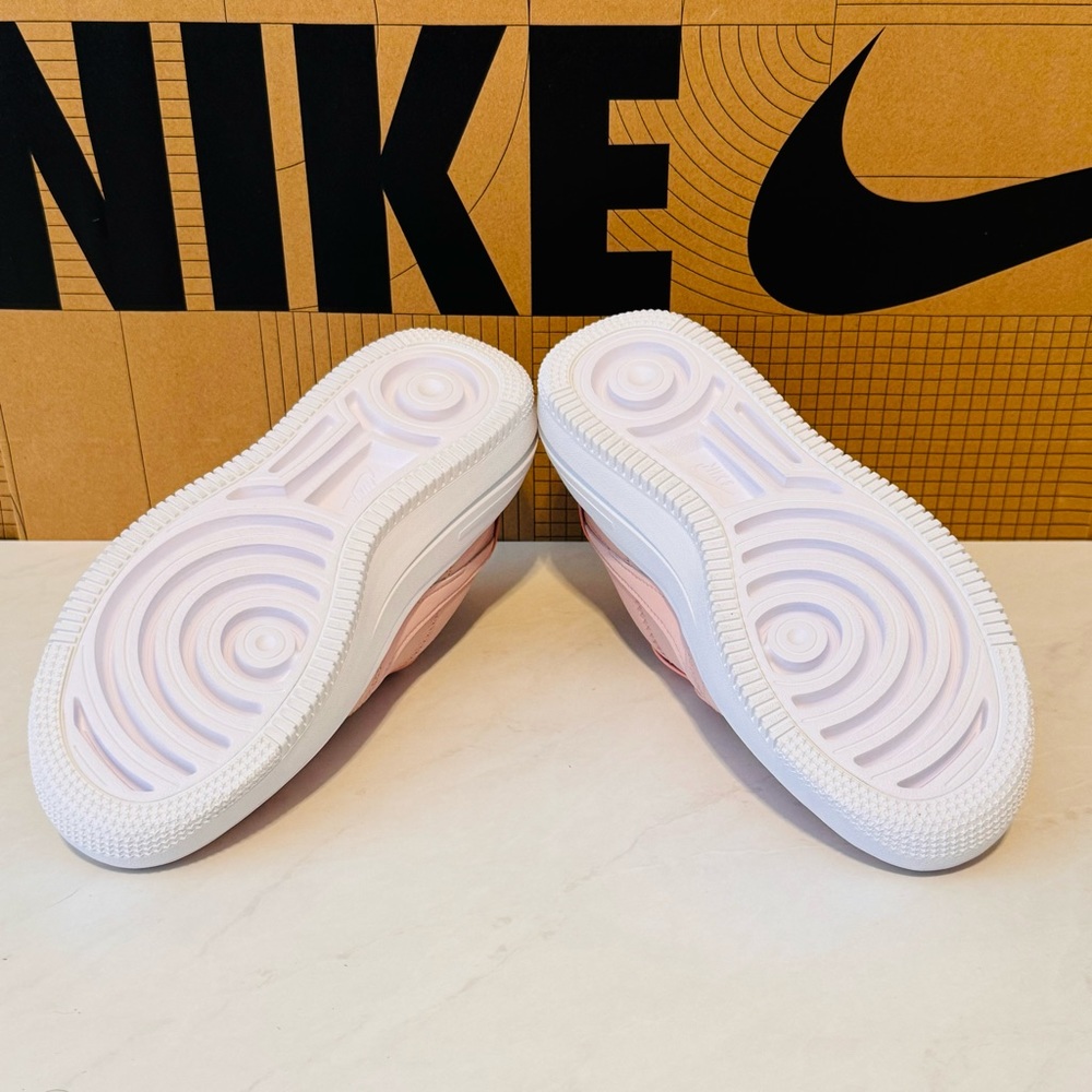 Final Sale!!! 🌺 NIKE 🌺 Nike Air Force 1 PLT.AF.ORM 👟 - Picture 10 of 14